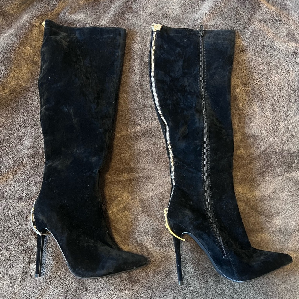 Elegant Black Knee-High Women's Boots